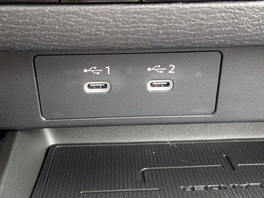 2026 Mitsubishi Outlander Base