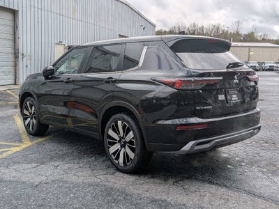 2026 Mitsubishi Outlander Base