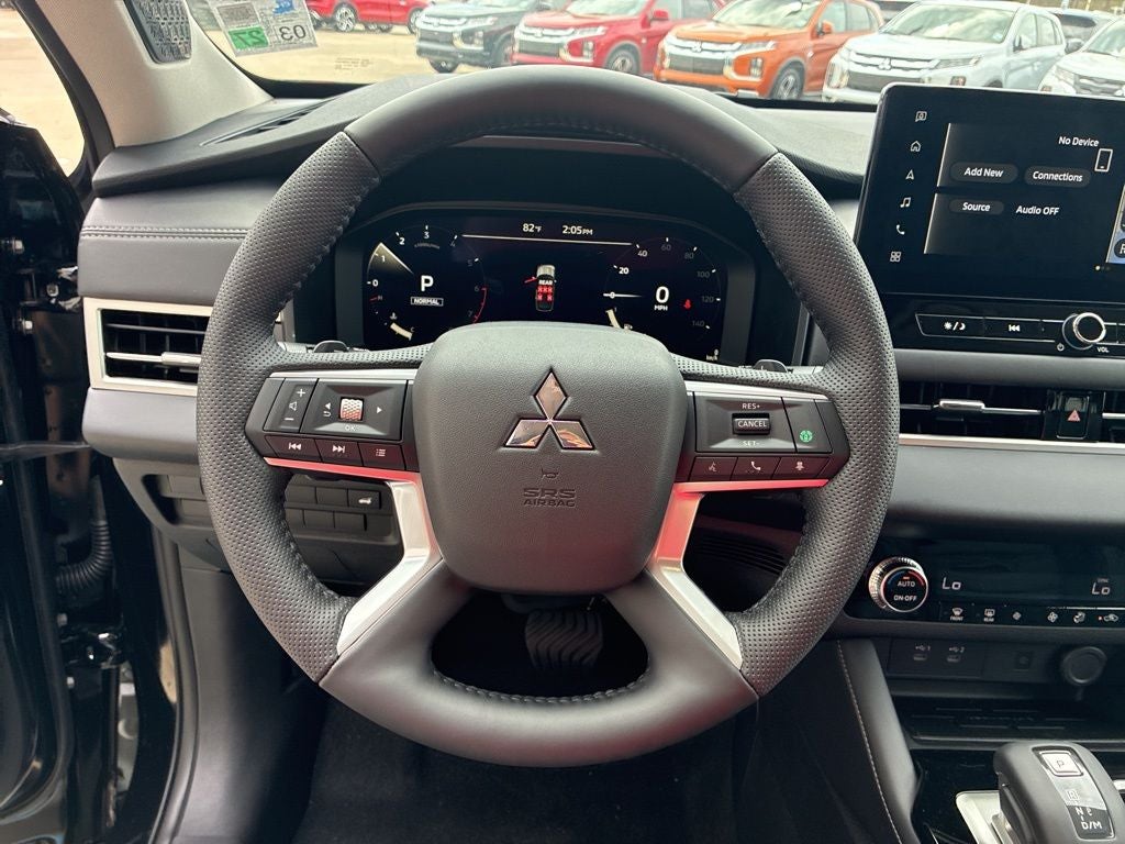 2026 Mitsubishi Outlander SE