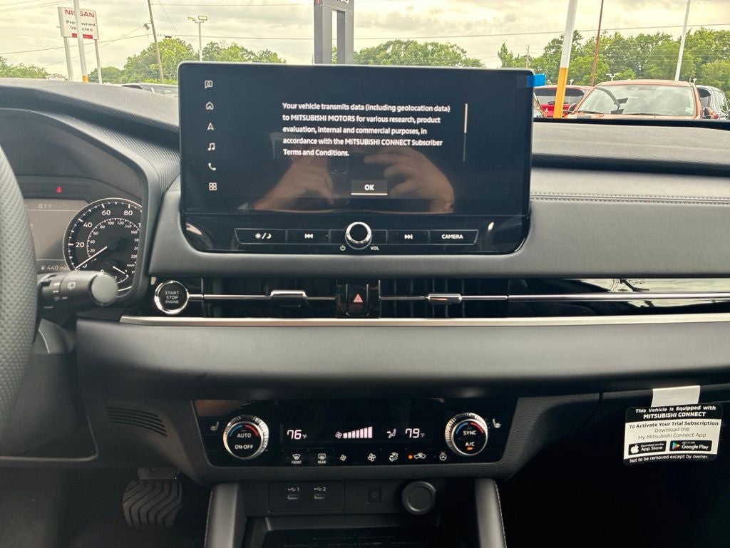 2026 Mitsubishi Outlander LE