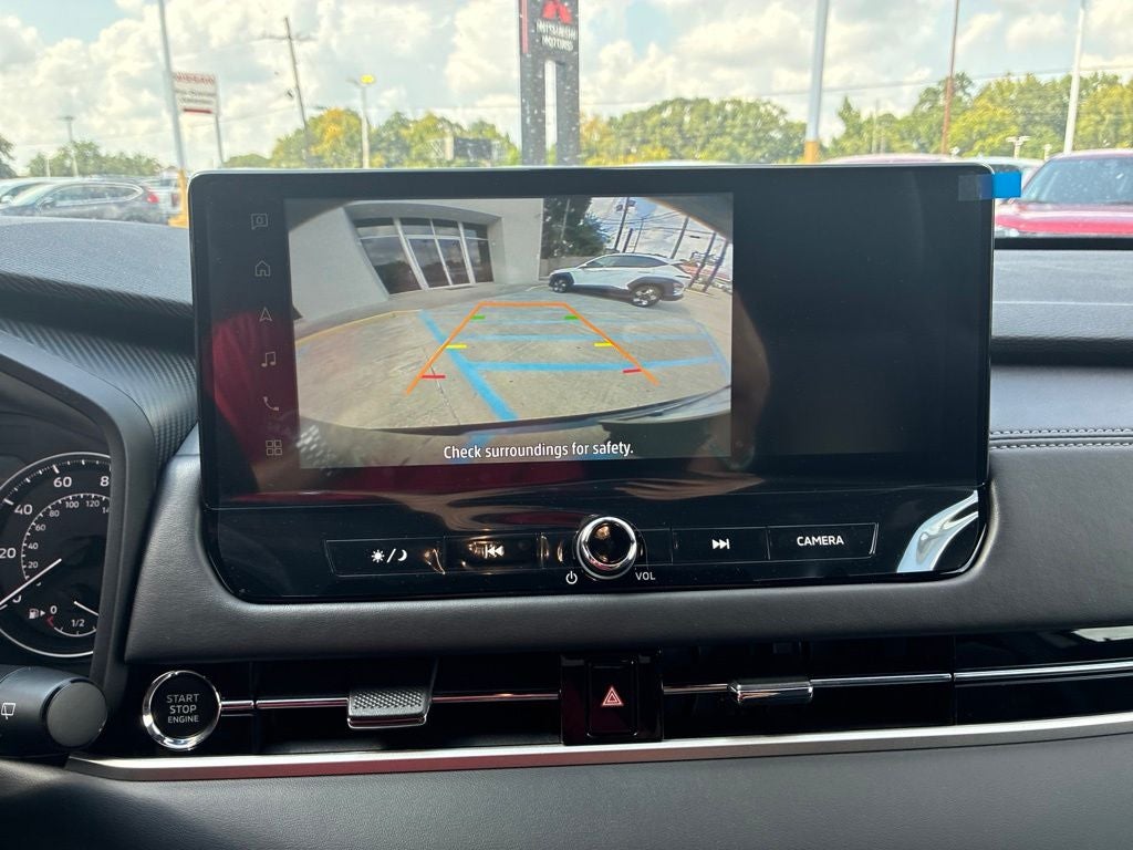 2026 Mitsubishi Outlander LE