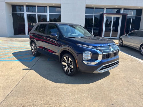 2026 Mitsubishi Outlander SE
