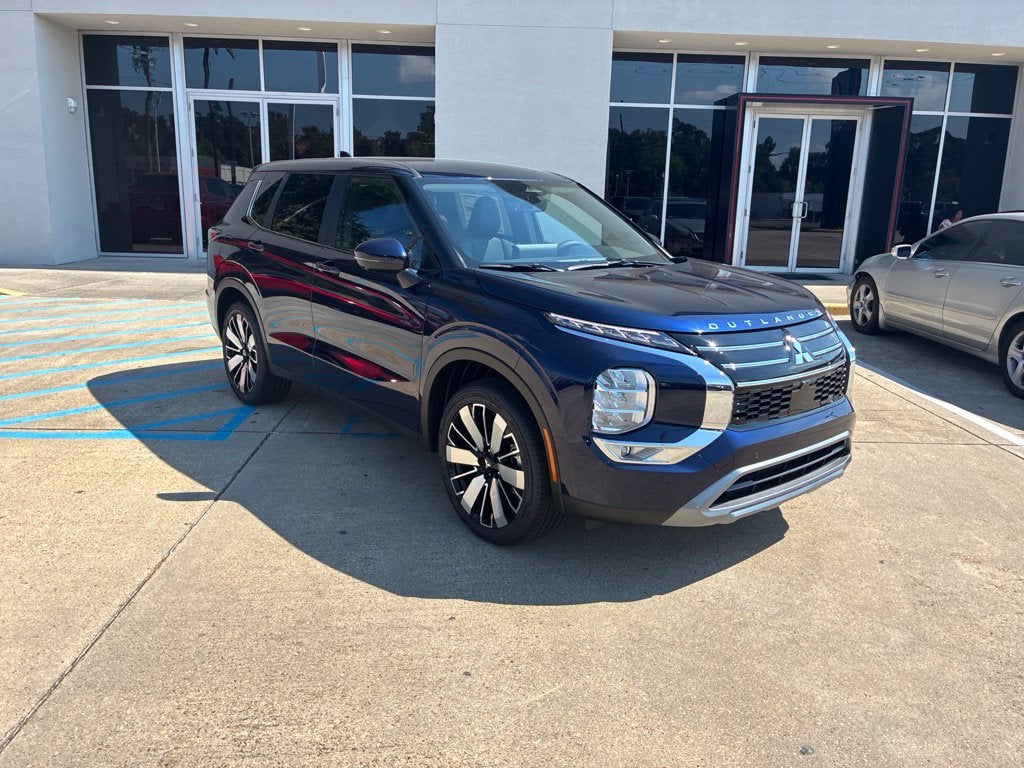 2026 Mitsubishi Outlander SE