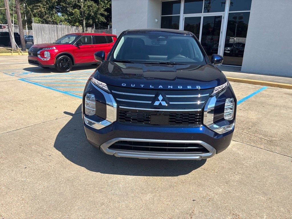 2026 Mitsubishi Outlander SE