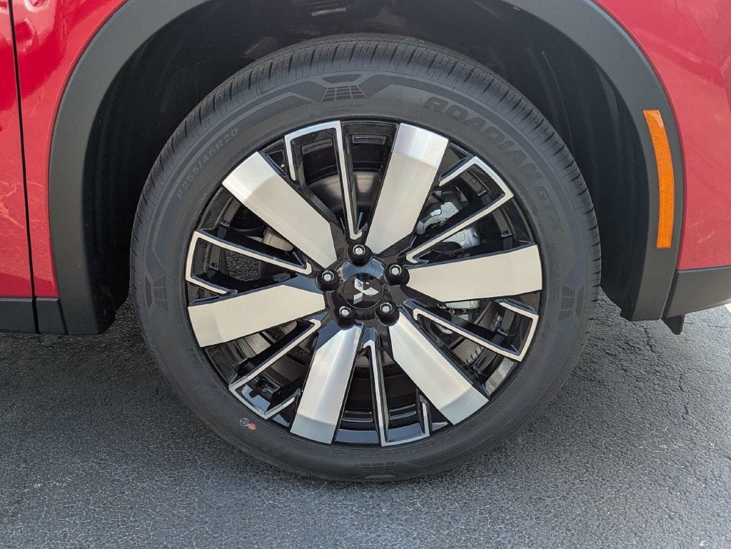2026 Mitsubishi Outlander Base