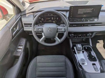 2026 Mitsubishi Outlander Base
