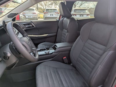 2026 Mitsubishi Outlander Base