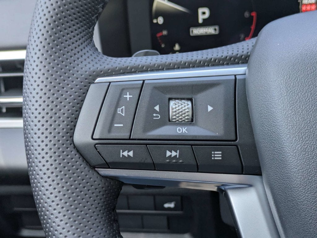 2026 Mitsubishi Outlander Base