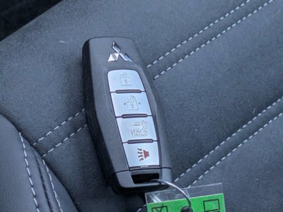 2026 Mitsubishi Outlander Base