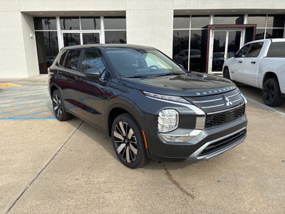 2026 Mitsubishi Outlander SE