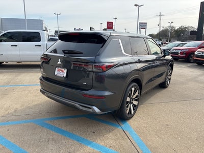 2026 Mitsubishi Outlander SE