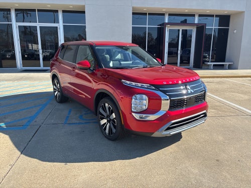 2026 Mitsubishi Outlander SE