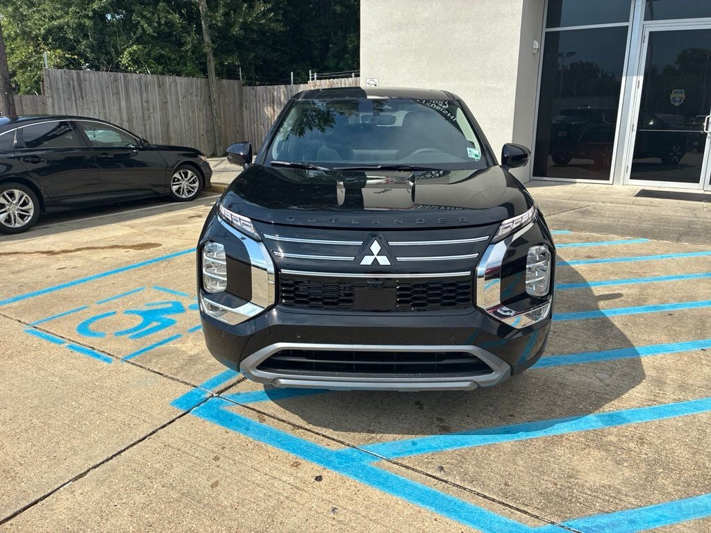 2026 Mitsubishi Outlander SE