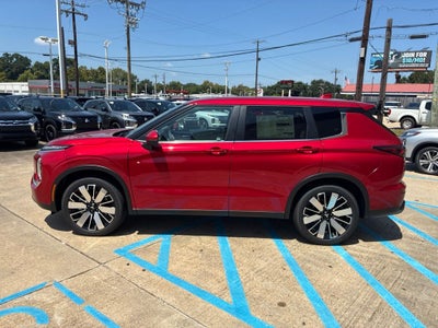 2026 Mitsubishi Outlander SE
