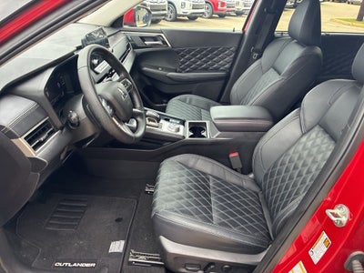 2024 Mitsubishi Outlander SEL