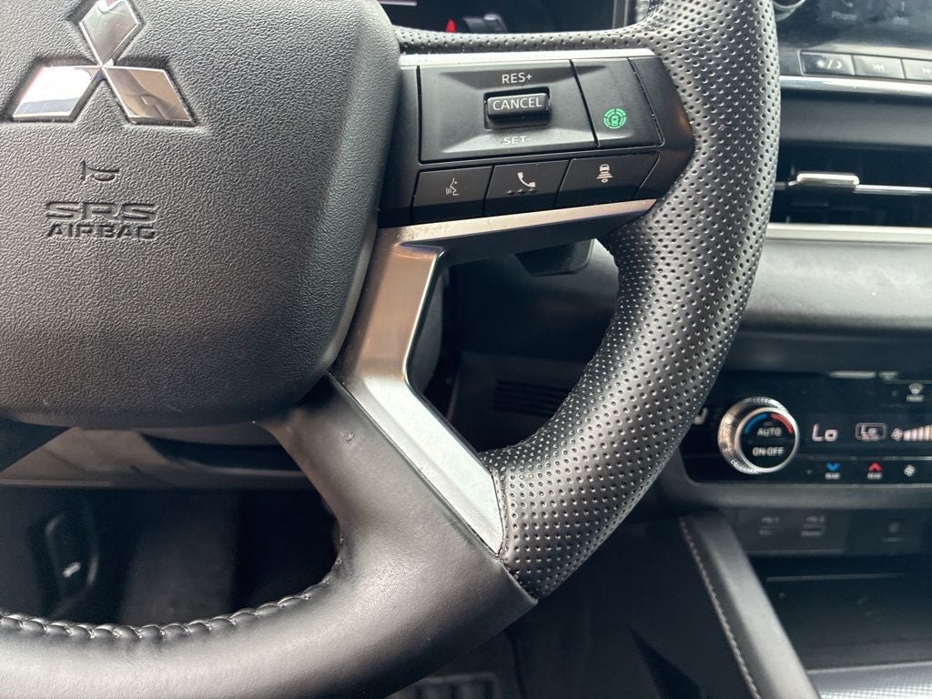 2024 Mitsubishi Outlander SEL