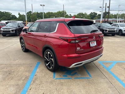2024 Mitsubishi Outlander SEL