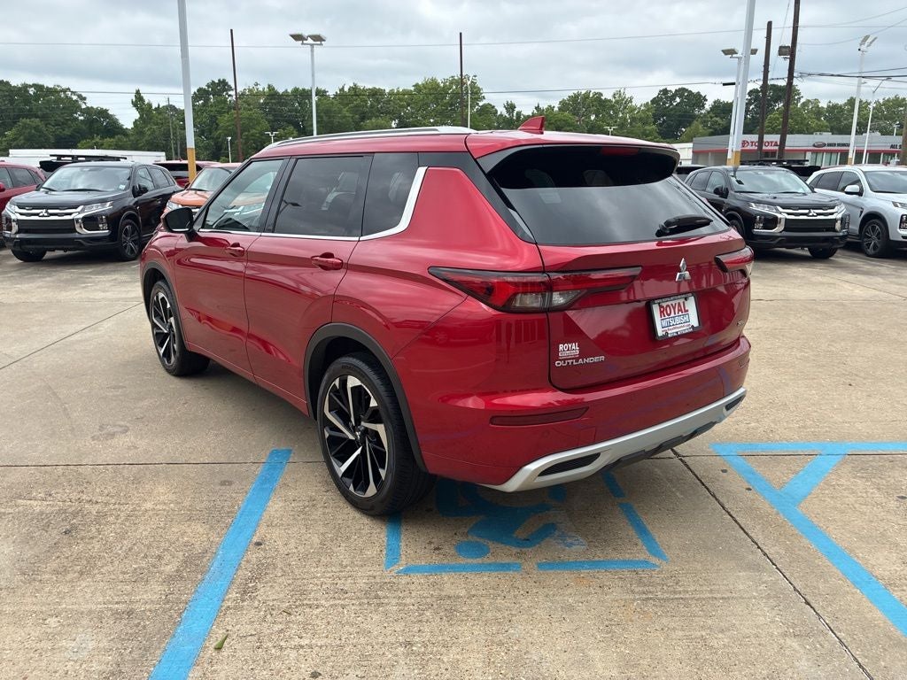 2024 Mitsubishi Outlander SEL