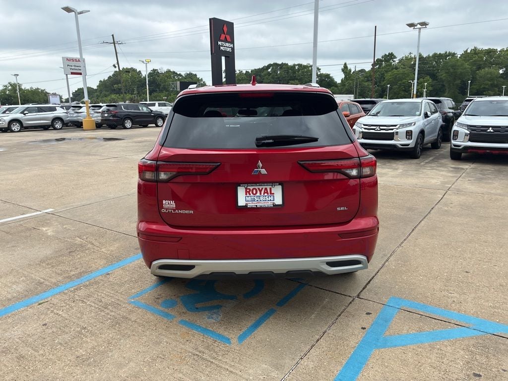 2024 Mitsubishi Outlander SEL