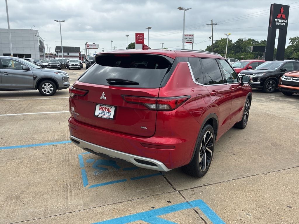 2024 Mitsubishi Outlander SEL