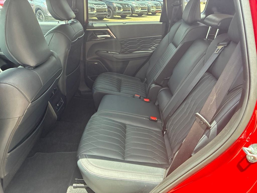 2025 Mitsubishi Outlander SEL