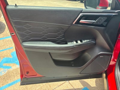 2025 Mitsubishi Outlander SEL