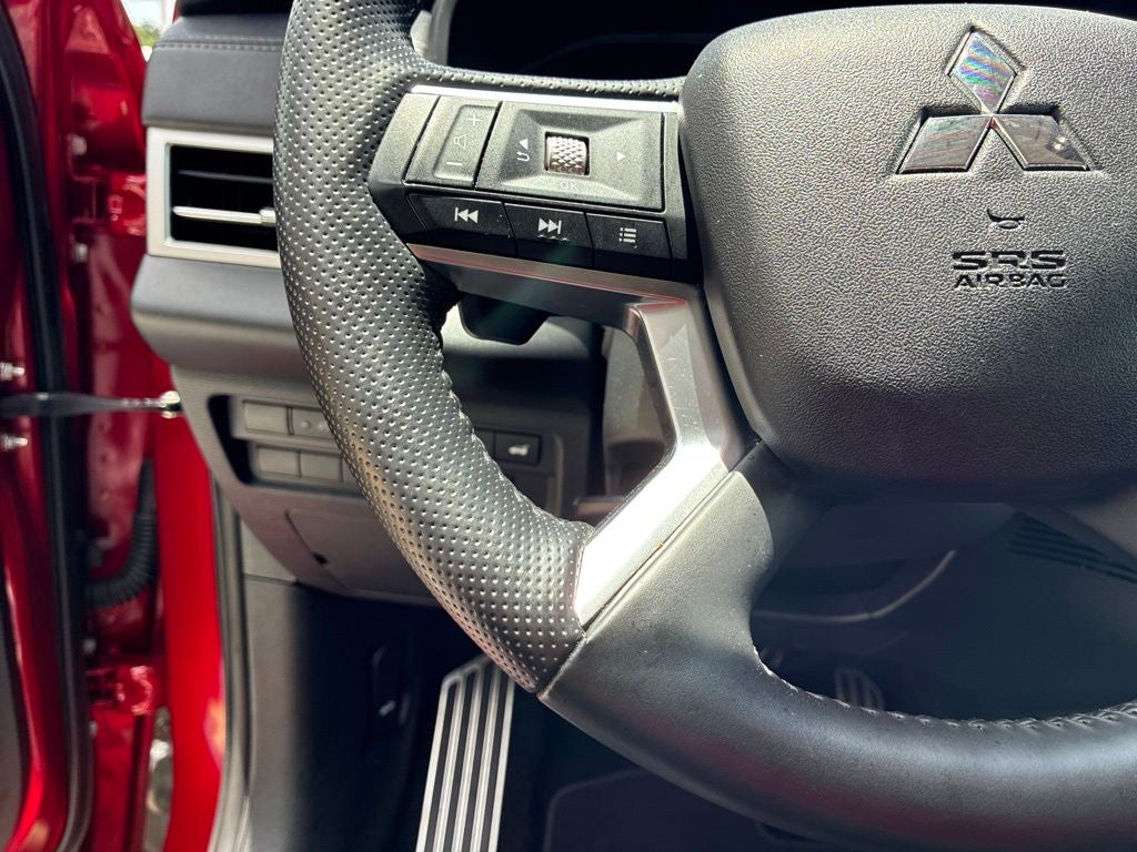 2025 Mitsubishi Outlander SEL