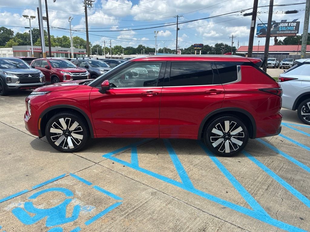 2025 Mitsubishi Outlander SEL