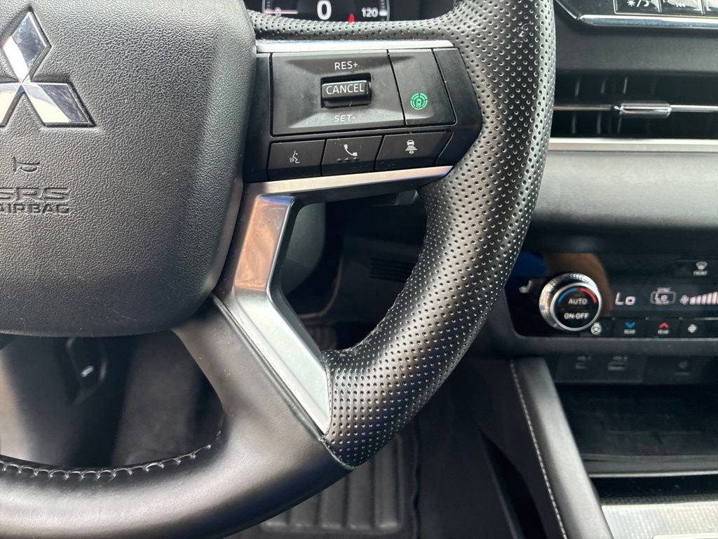 2024 Mitsubishi Outlander SEL