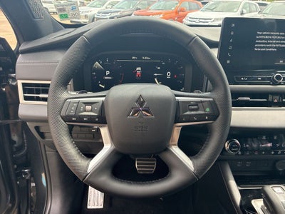 2026 Mitsubishi Outlander Black Edition