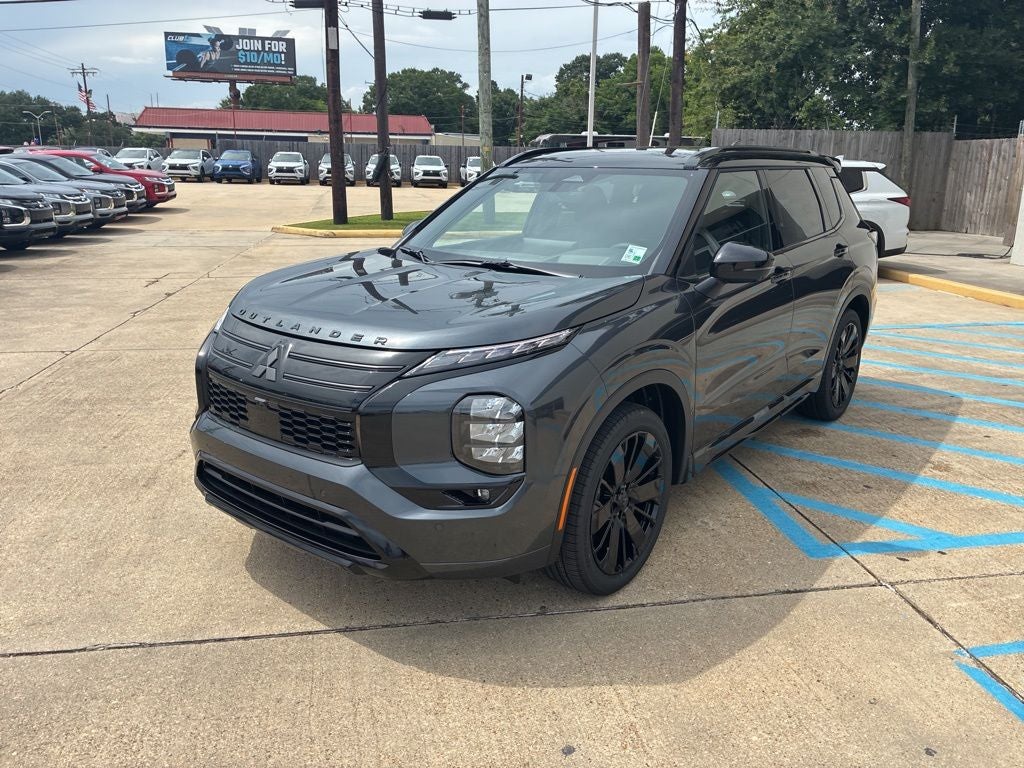 2026 Mitsubishi Outlander Black Edition