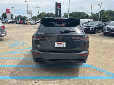 2026 Mitsubishi Outlander Black Edition