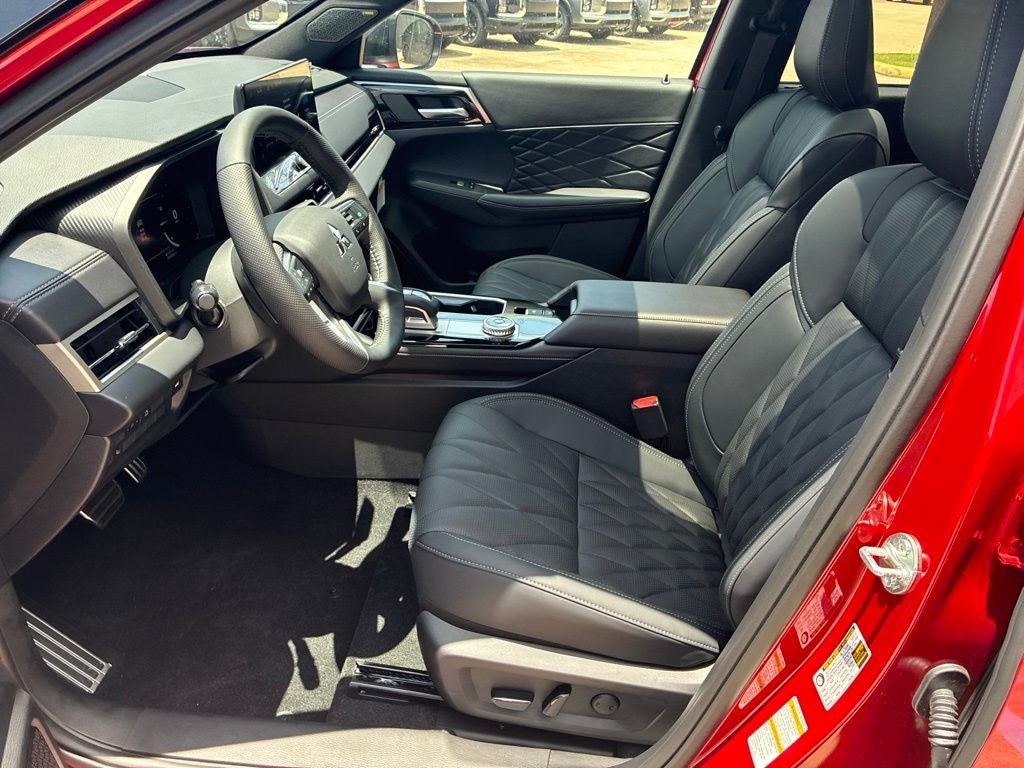 2026 Mitsubishi Outlander Black Edition