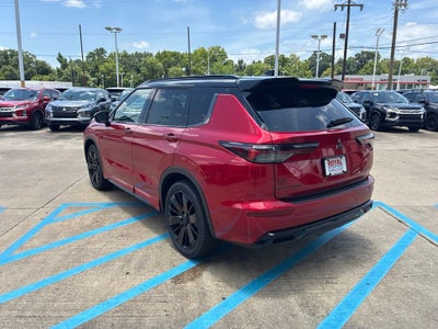 2026 Mitsubishi Outlander Black Edition