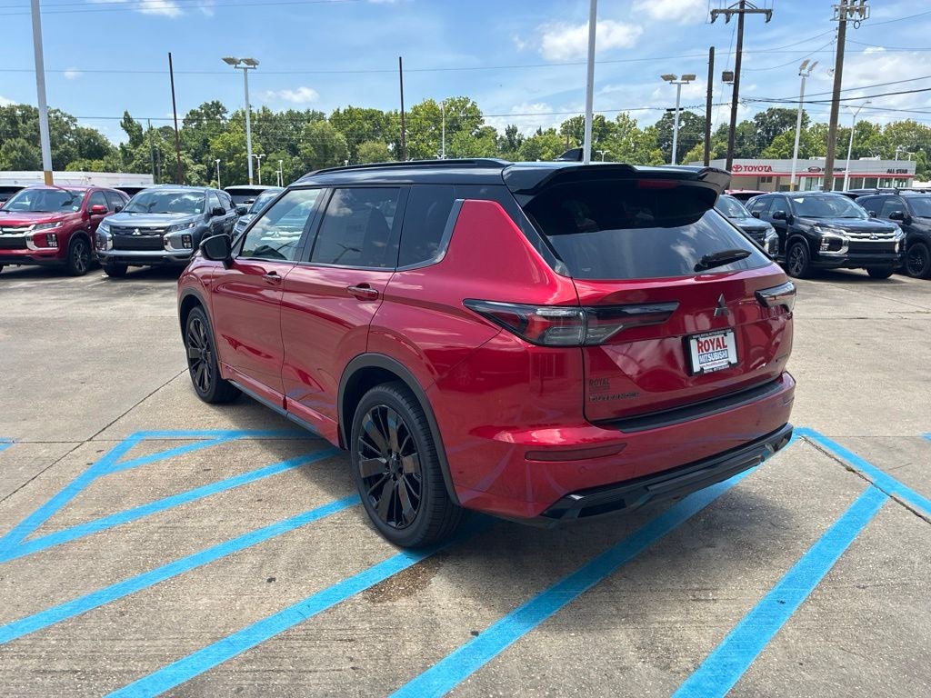 2026 Mitsubishi Outlander Black Edition