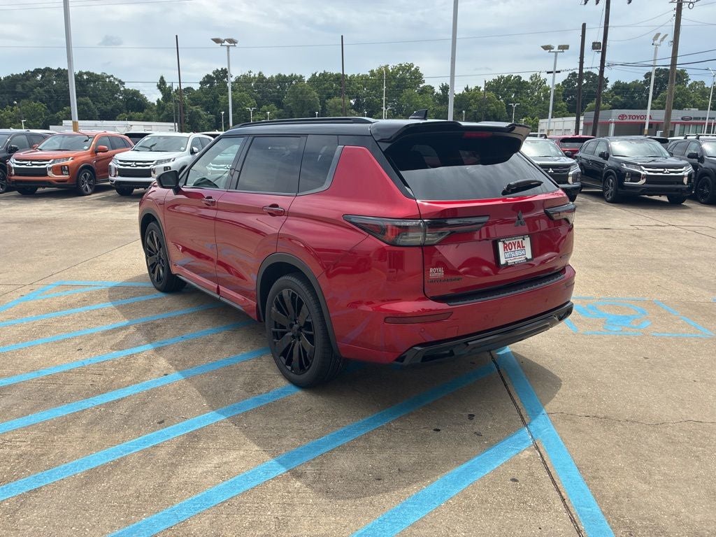 2026 Mitsubishi Outlander Black Edition