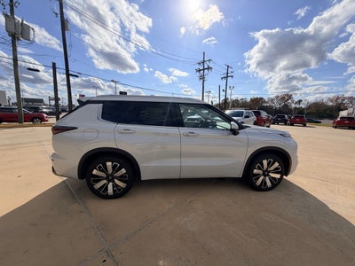 2026 Mitsubishi Outlander SEL