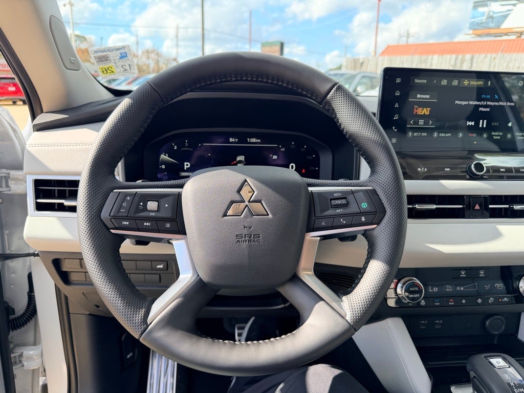 2026 Mitsubishi Outlander SEL