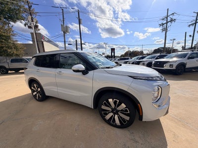 2026 Mitsubishi Outlander SEL