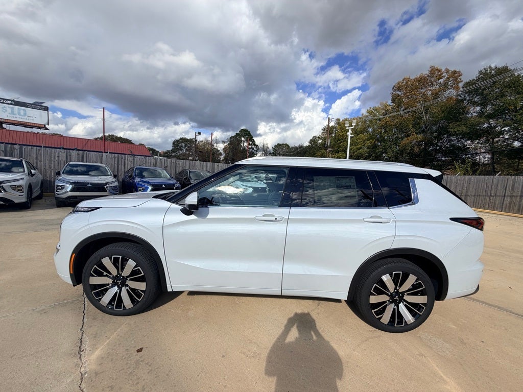 2026 Mitsubishi Outlander SEL