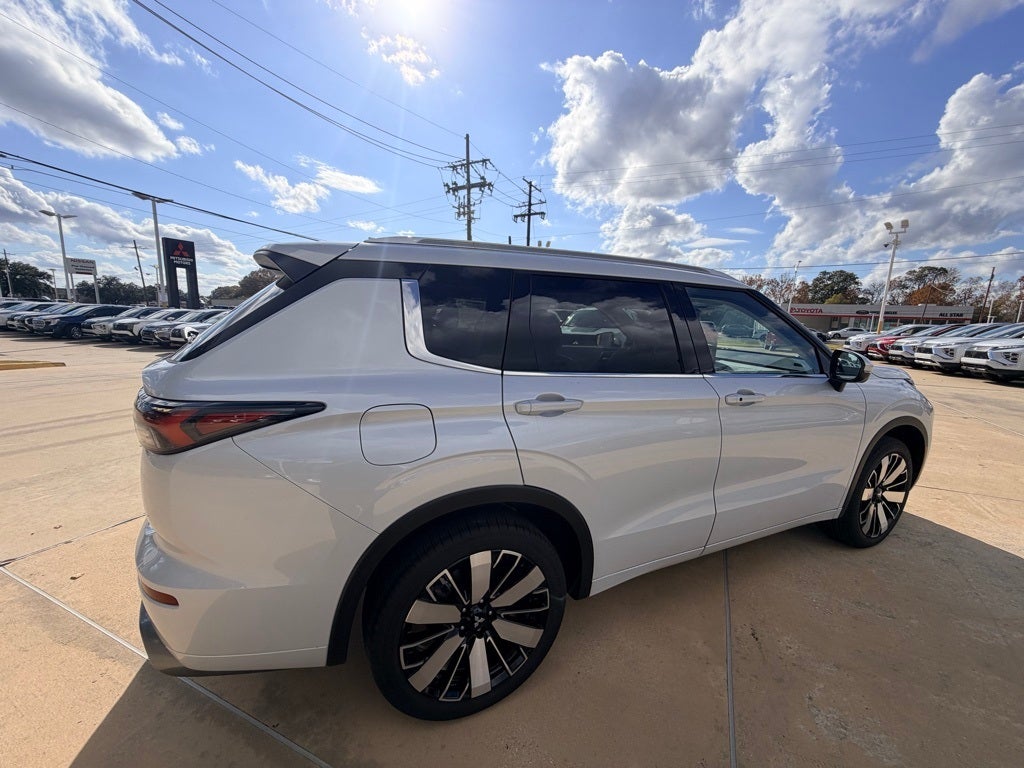 2026 Mitsubishi Outlander SEL