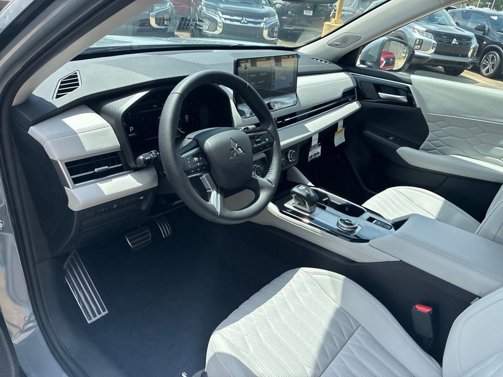 2026 Mitsubishi Outlander SEL
