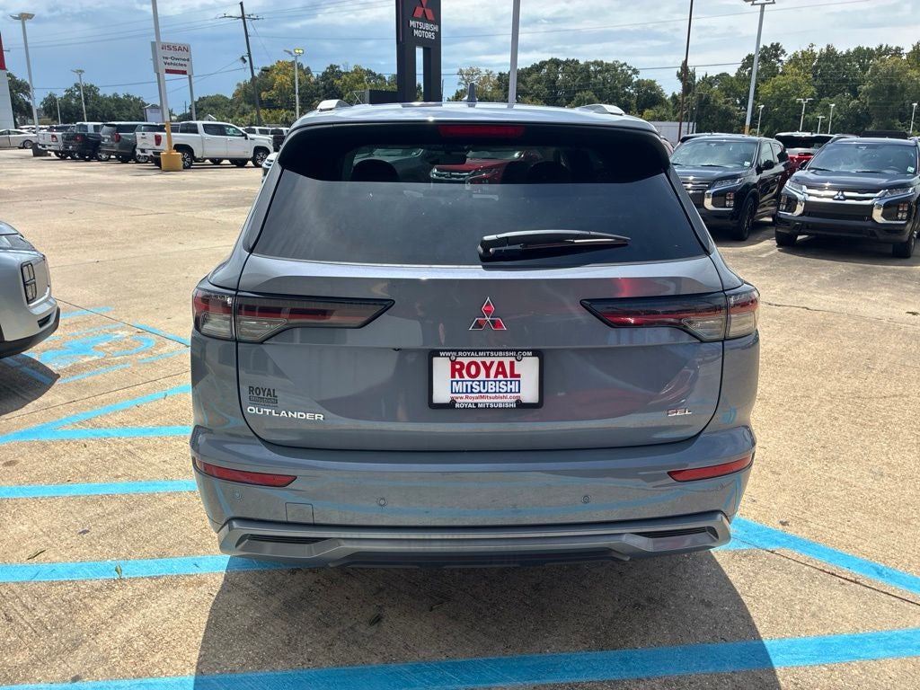 2026 Mitsubishi Outlander SEL