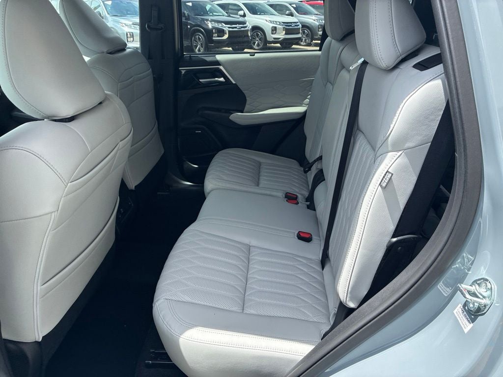 2026 Mitsubishi Outlander SEL