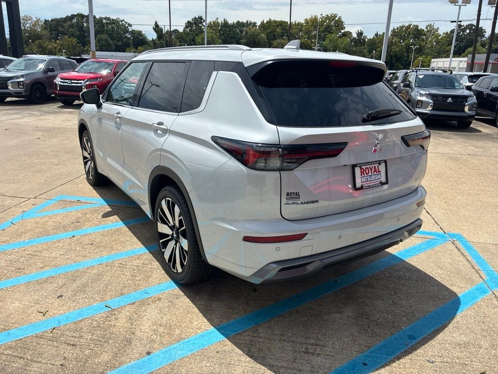 2026 Mitsubishi Outlander SEL