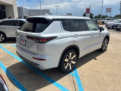 2026 Mitsubishi Outlander SEL