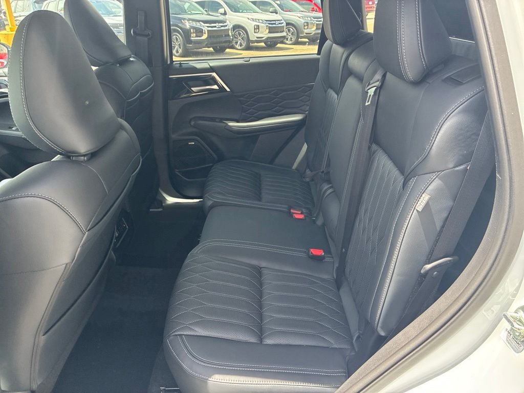 2026 Mitsubishi Outlander SEL