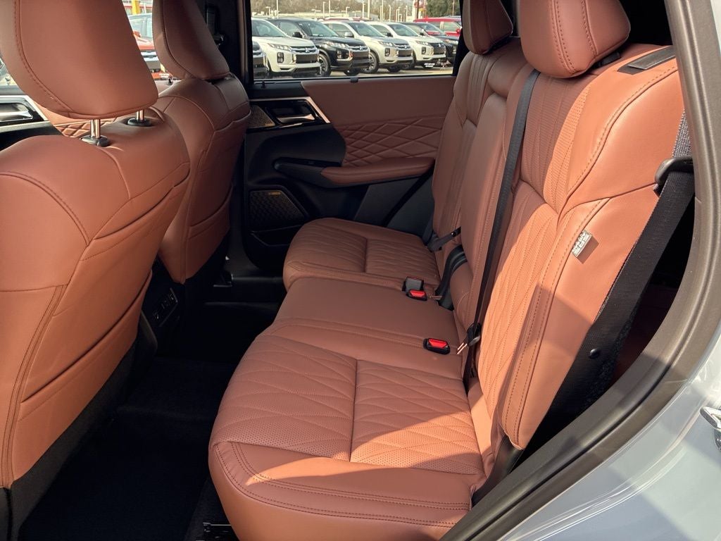 2026 Mitsubishi Outlander SEL