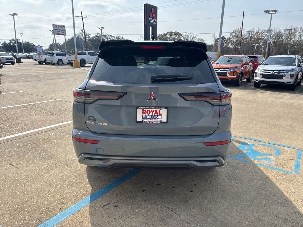 2026 Mitsubishi Outlander SEL