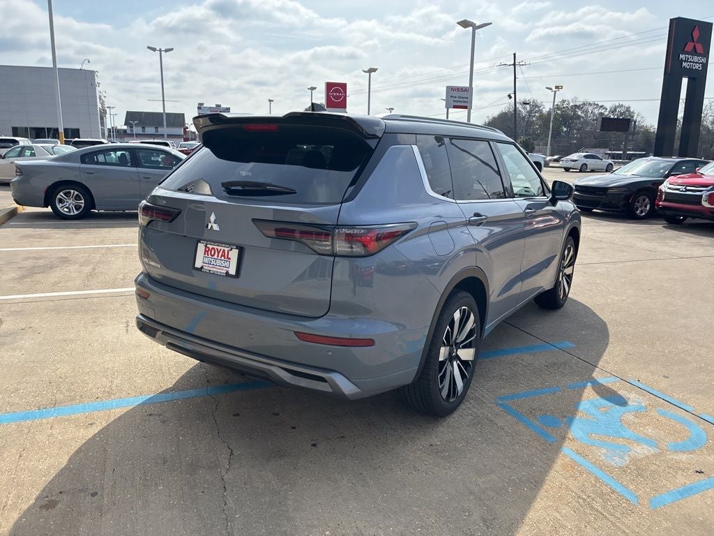 2026 Mitsubishi Outlander SEL